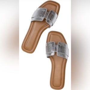 Stratuxx Kaze Womens Flat Sandals Flat Slide Silver Metallic Sandals